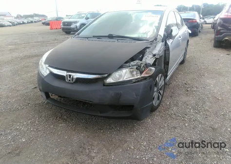 2009 Honda Civic Lx z USA, uszkodzony, nr VIN 1HGFA16519L018648